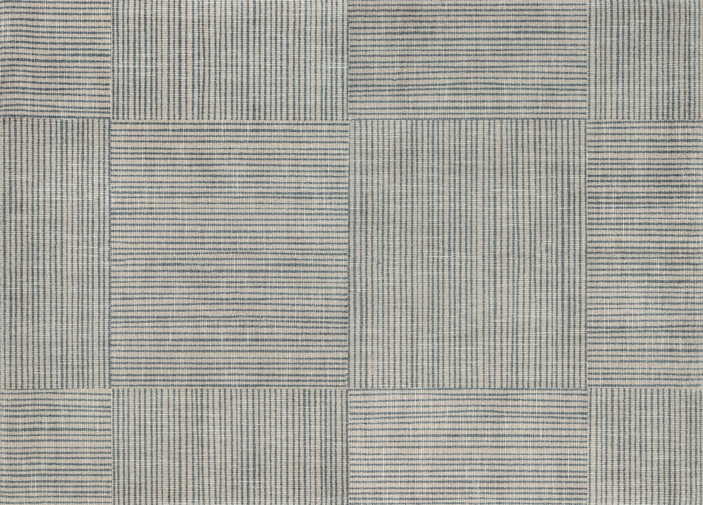 Īsu Plūksnu Paklājs Canvas - Image 1