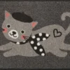 Durvju paklājiņš Madame Minou - Thumbnail Image 1
